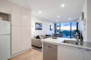 1 Bdr Stunning Views South Perth